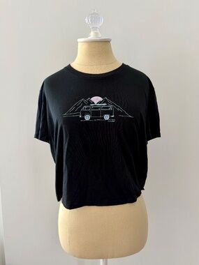 NWOT Flylow Van Tee